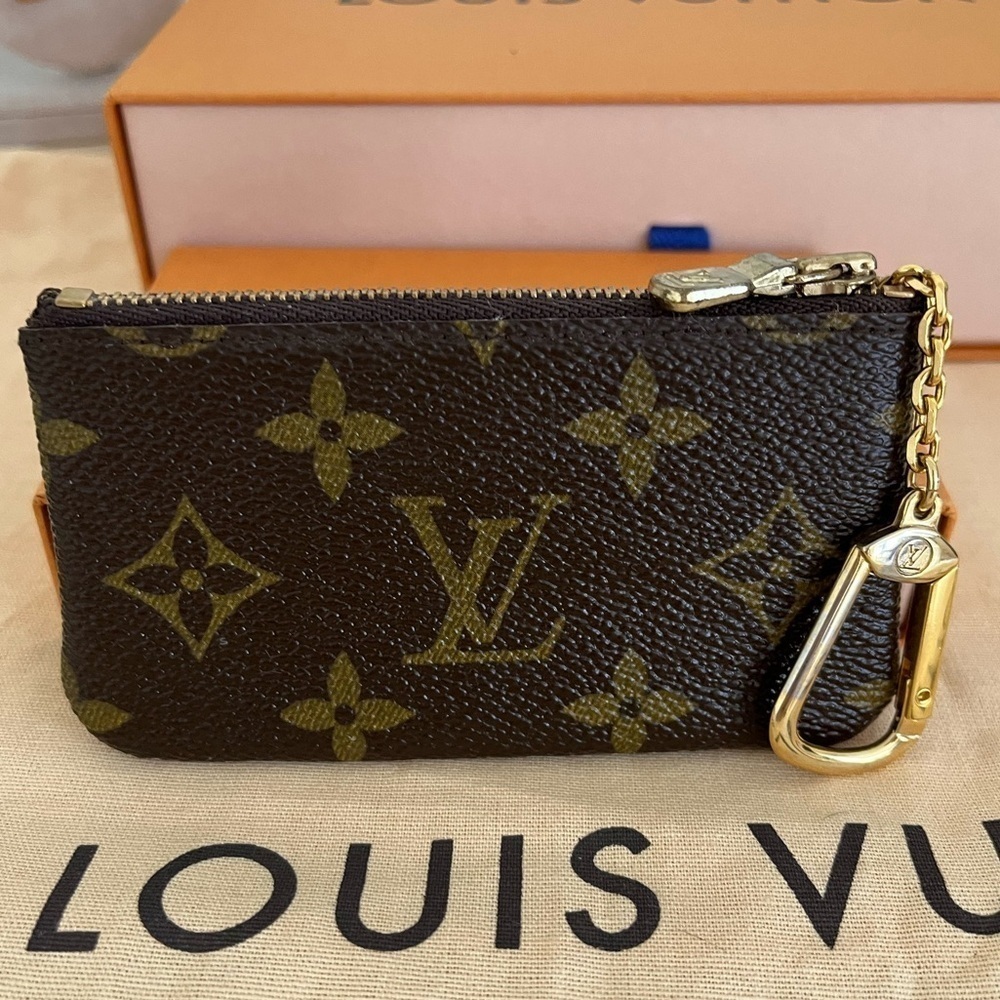 Louis Vuitton Monogram Key Cles Circa 1986 Vintage Authenticity Guaranteed - Picture 3 of 10